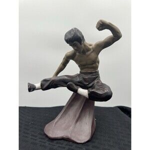 Vintage Bruce Lee Ceramic Sculpt Statue 8.75” Figure Hand Sculpted Kick